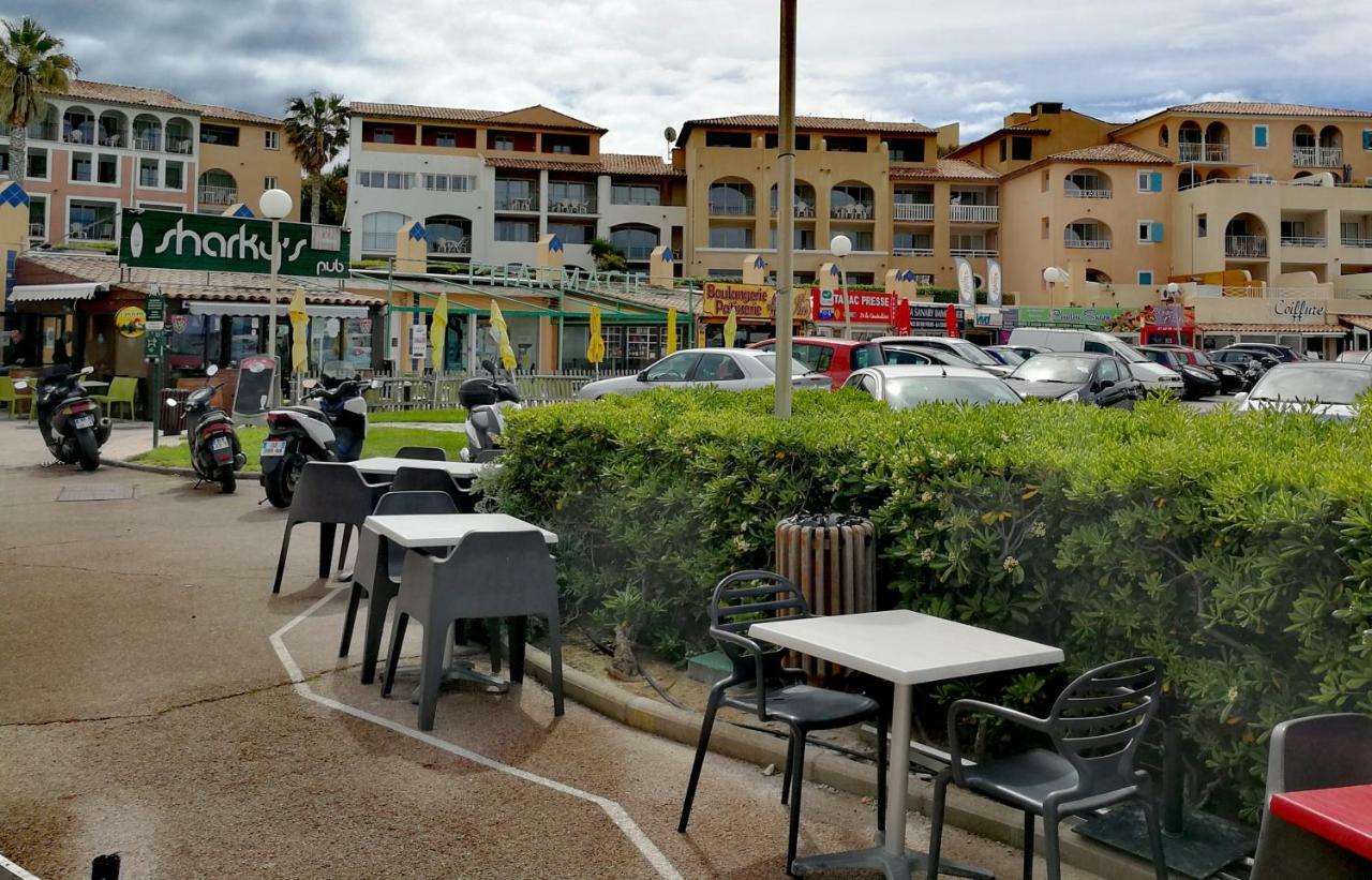 Domaine De La Coudouliere, T2 Climatise Terrasse Vue Mer Sans Vis A Vis Plage A 100M シス・フール・レ・プラージュ エクステリア 写真